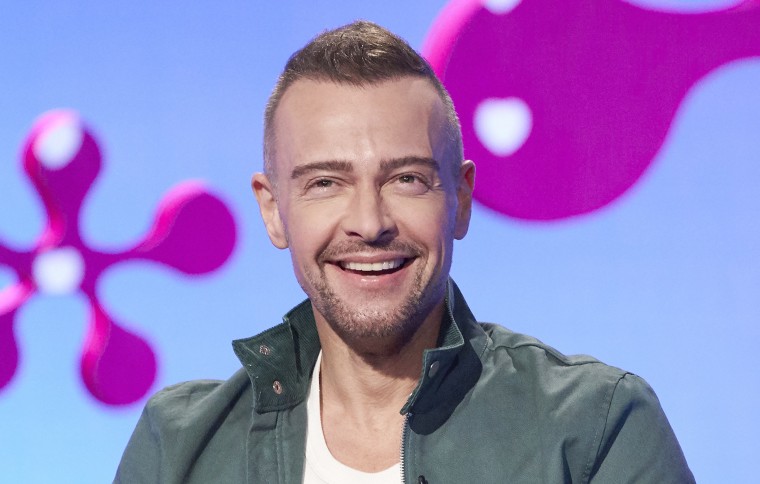 Joey Lawrence on Celebrity Dating Game.