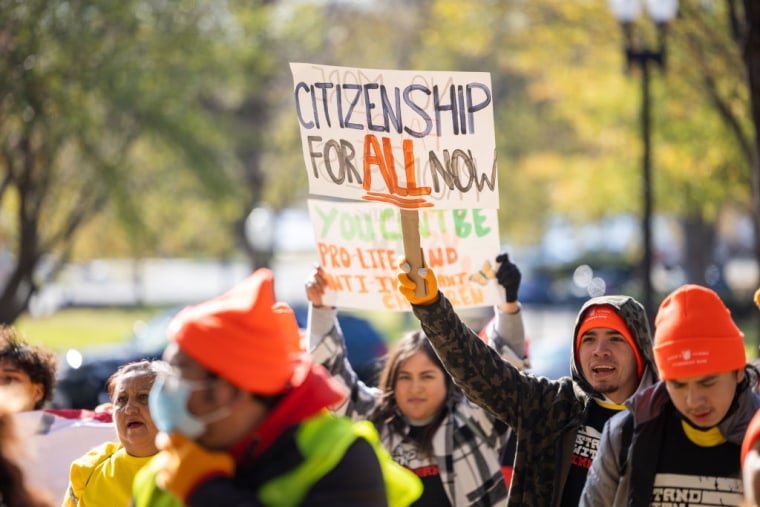 Un grupo de dreamers se manifiesta ante el Capitolio en Washington D.C., el 17 de noviembre de 2022.
