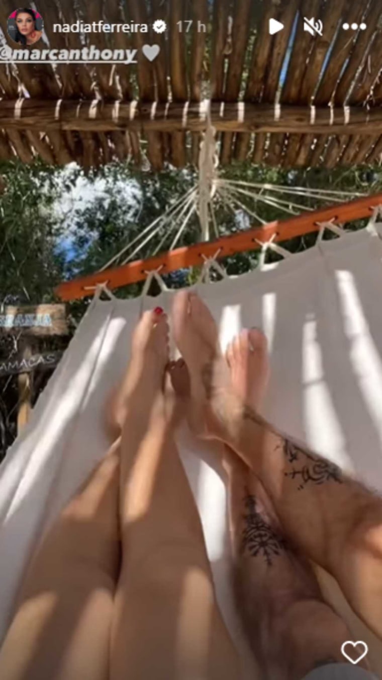 Marc Anthony y Nadia Ferreira se relajan en República Dominicana