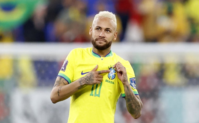 Neymar de Brasil reacciona este lunes, al final del partido contra Corea del Sur.