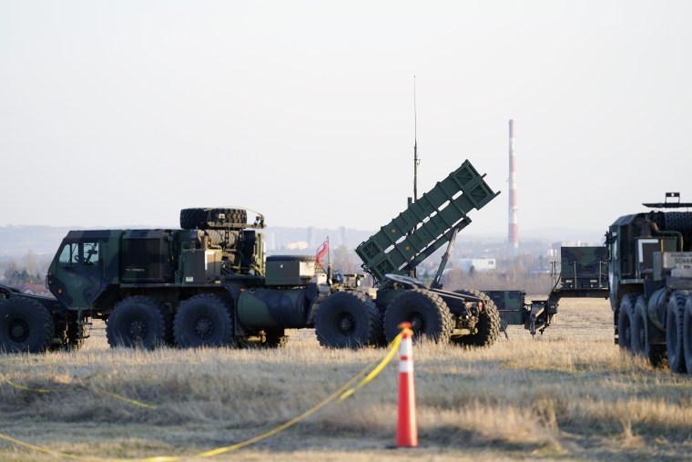 Misiles Patriot en el aeropuerto de Rzeszow-Jasionka, 25 de marzo de 2022, en Jasionka, Polonia.
