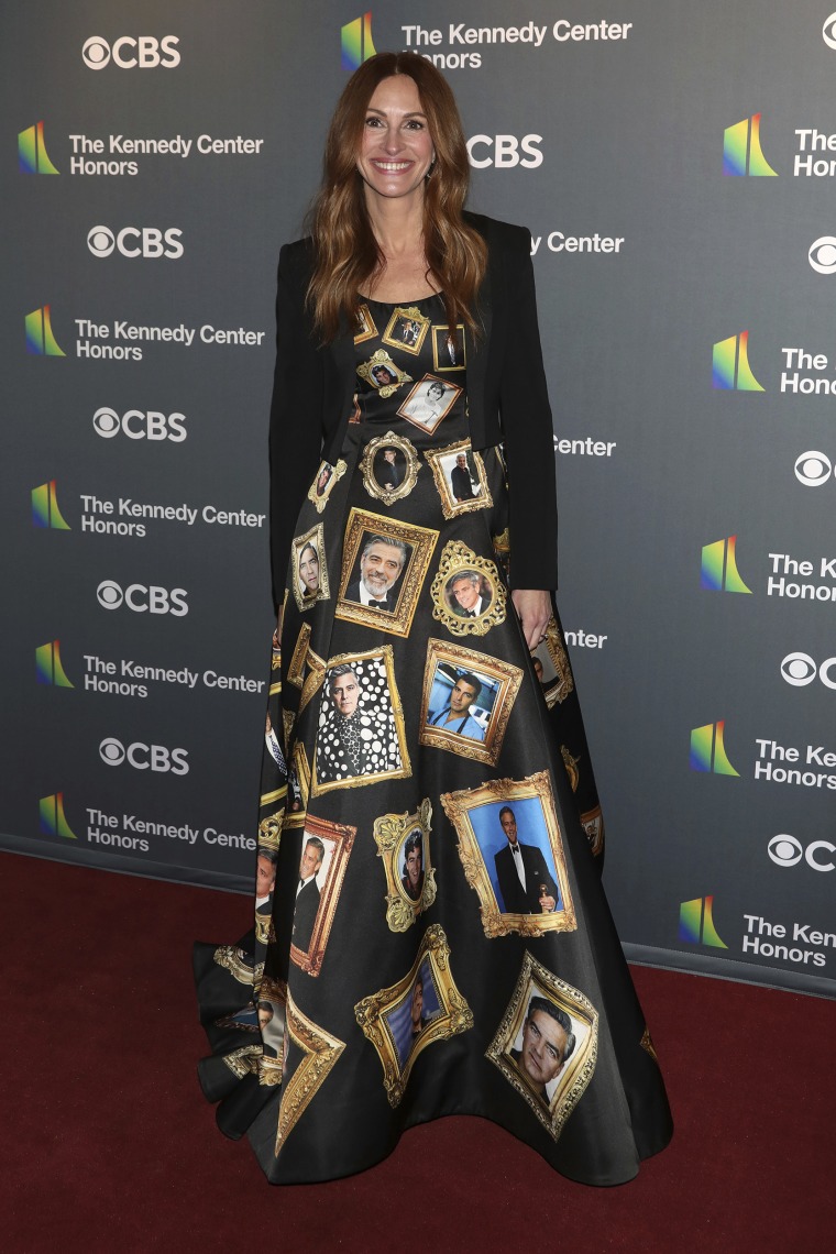 julia roberts george clooney dress