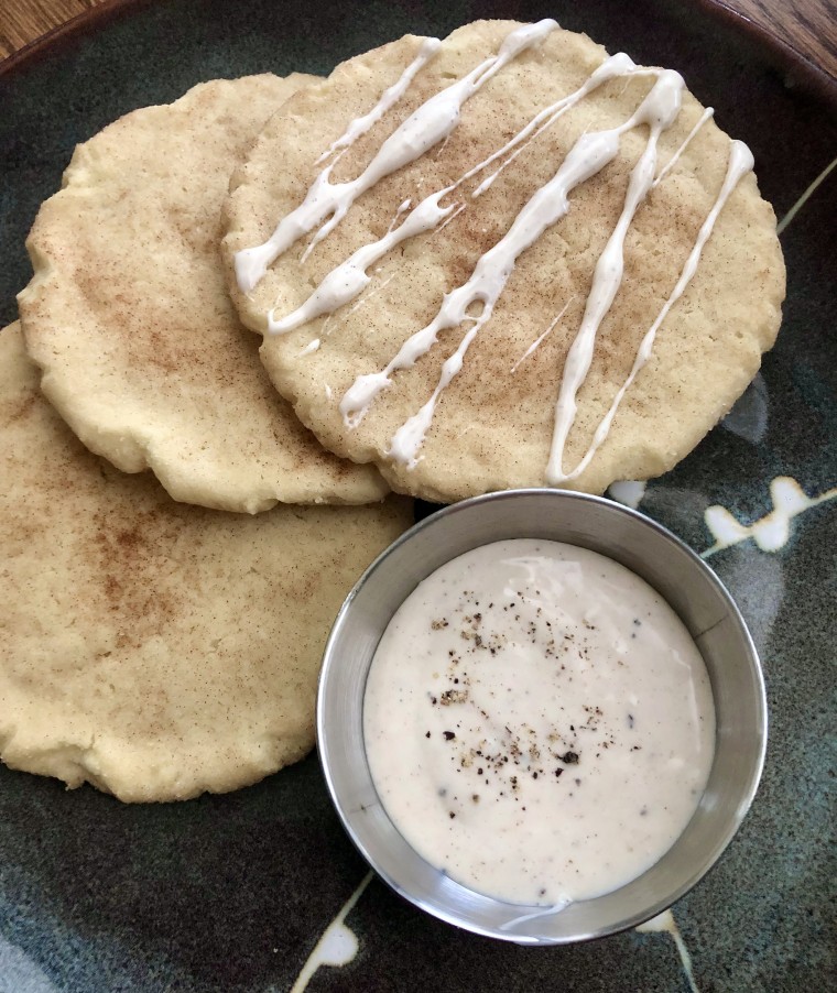 Hellmann’s mayo and marshmallow cookie glaze has black pepper in addition to other warm spices.