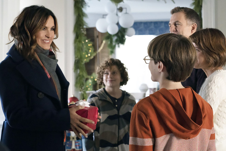 olivia-benson-finally-reveals-her-feelings-about-elliot-stabler-on-svu