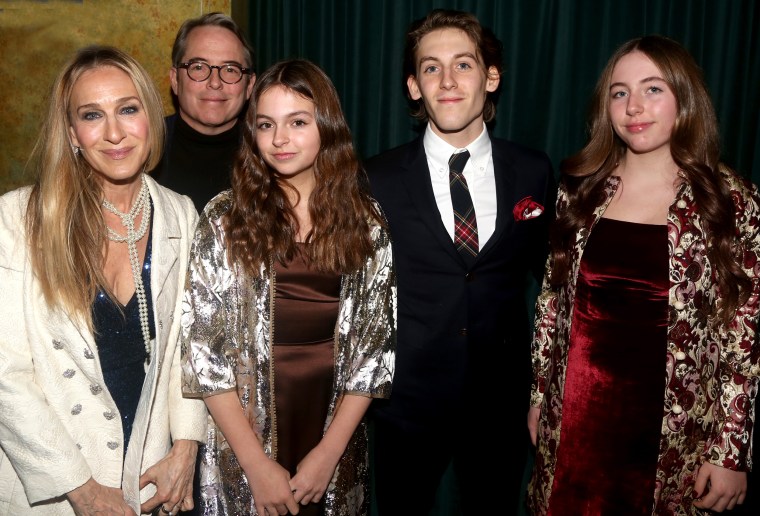 Matthew Broderick and Sarah Jessica Parker with kids Tabitha Hodge Broderick, James Wilkie Broderick, and Marion Loretta Elwell Broderick