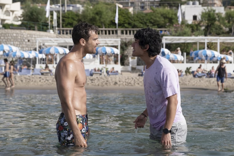 Ethan gets into a fist fight with Cameron on the beach.