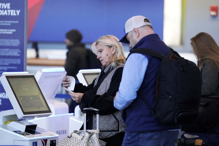 The world’s largest aircraft fleet was grounded for hours by a cascading outage in a government system that delayed or cancelled thousands of flights across the U.S. on Wednesday. 