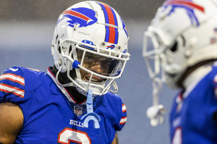Buffalo Bills safety Damar Hamlin warms up before playing against the New York Jets on Dec. 11, 2022, in Orchard Park, N.Y.
