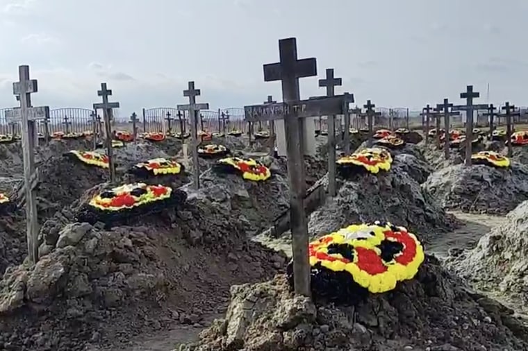Un cementerio para mercenarios con el grupo PMC Wagner en Bakú, Rusia.
