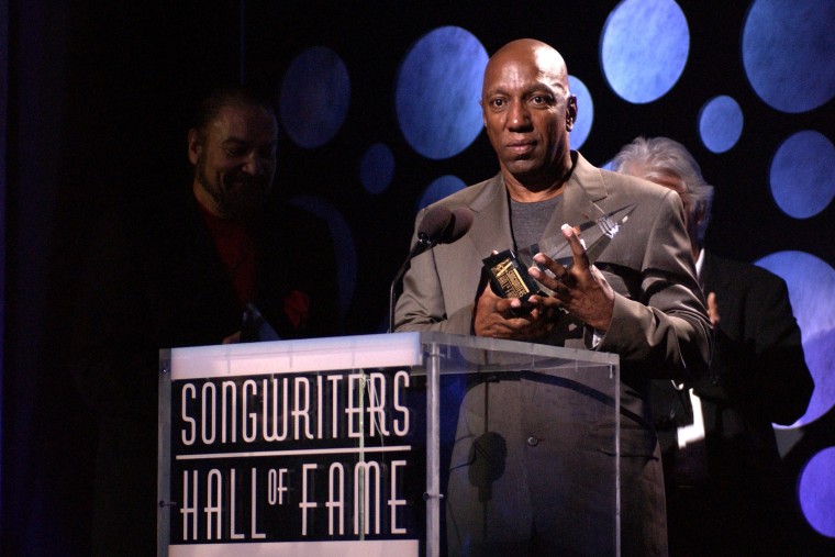 35th Annual Songwriters Hall of Fame Awards Induction - Show