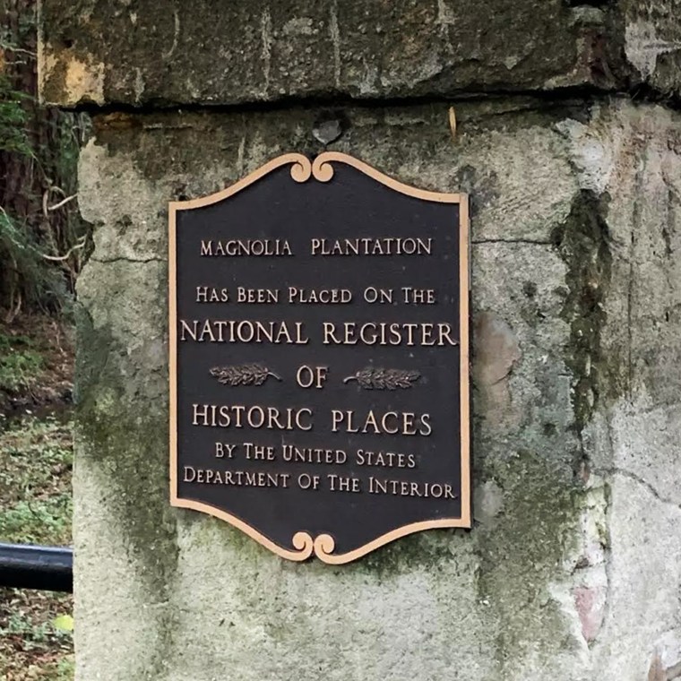 A placard recognizing the Magnolia Plantation by the United States Department of the Interior.
