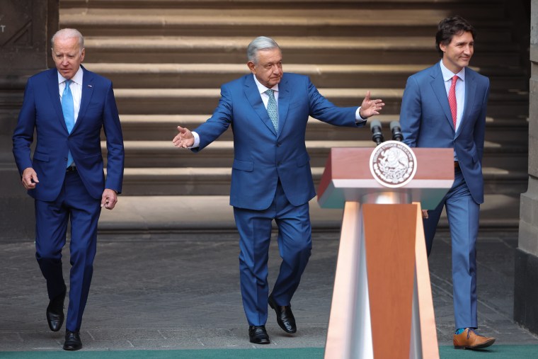 Joe Biden, Andrés Manuel López Obrador y Justin Trudeau en México, este 10 de enero de 2023. 