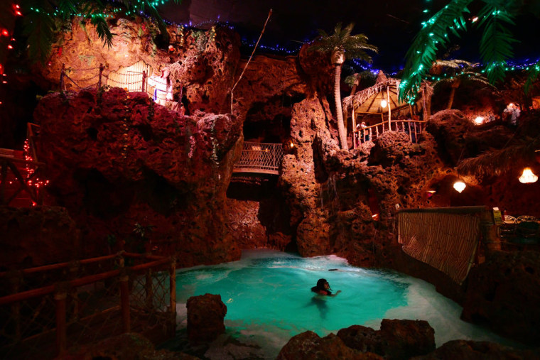 Creadores De South Park Rescatan Casa Bonita Un Ic Nico Restaurante   Cascada Casa Bonita Denver 12b98f 