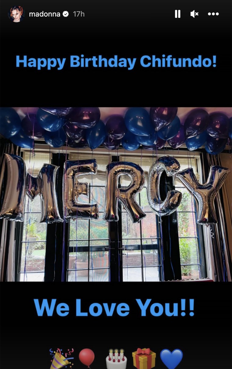 For Mercy James' birthday, Madonna got a balloon arrangement that spelled out her daughter's name.
