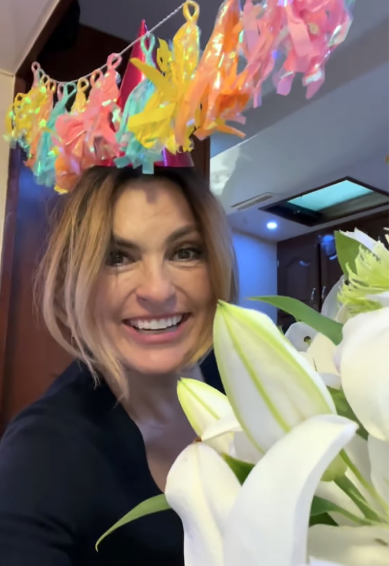 The "SVU" icon with her "pretty" birthday gift.