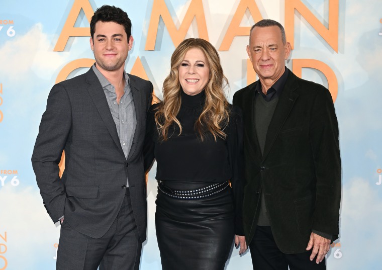 Truman Hanks, Rita Wilson and Tom Hanks at the "A Man Called Otto" photocall.