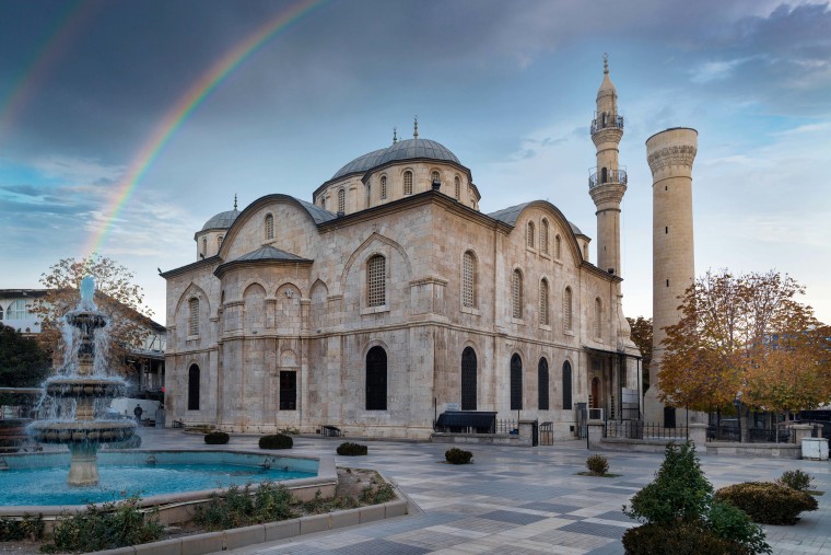 View of the Yeni Mosque in the city of Malatya.  The Yeni Mosque is a popular tourist attraction in the city of Malatya.