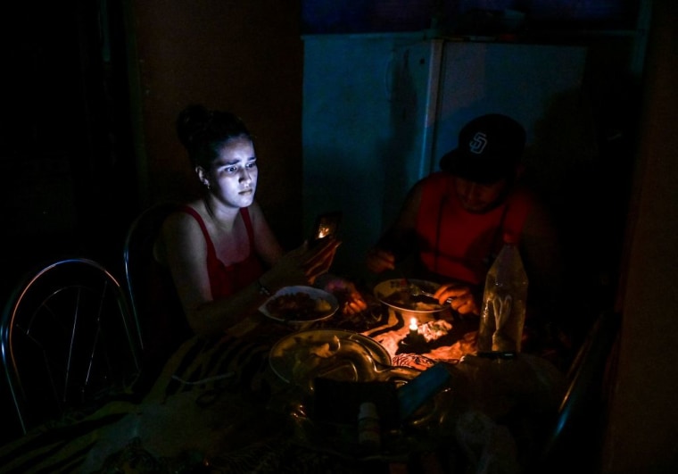 A fault leaves more than half of Cuba in the dark. It is the fourth