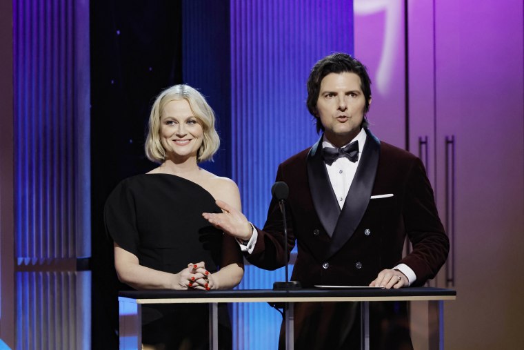 Parks and Recreation' Stars Amy Poehler, Aubrey Plaza and Adam Scott  Reunite at SAG Awards