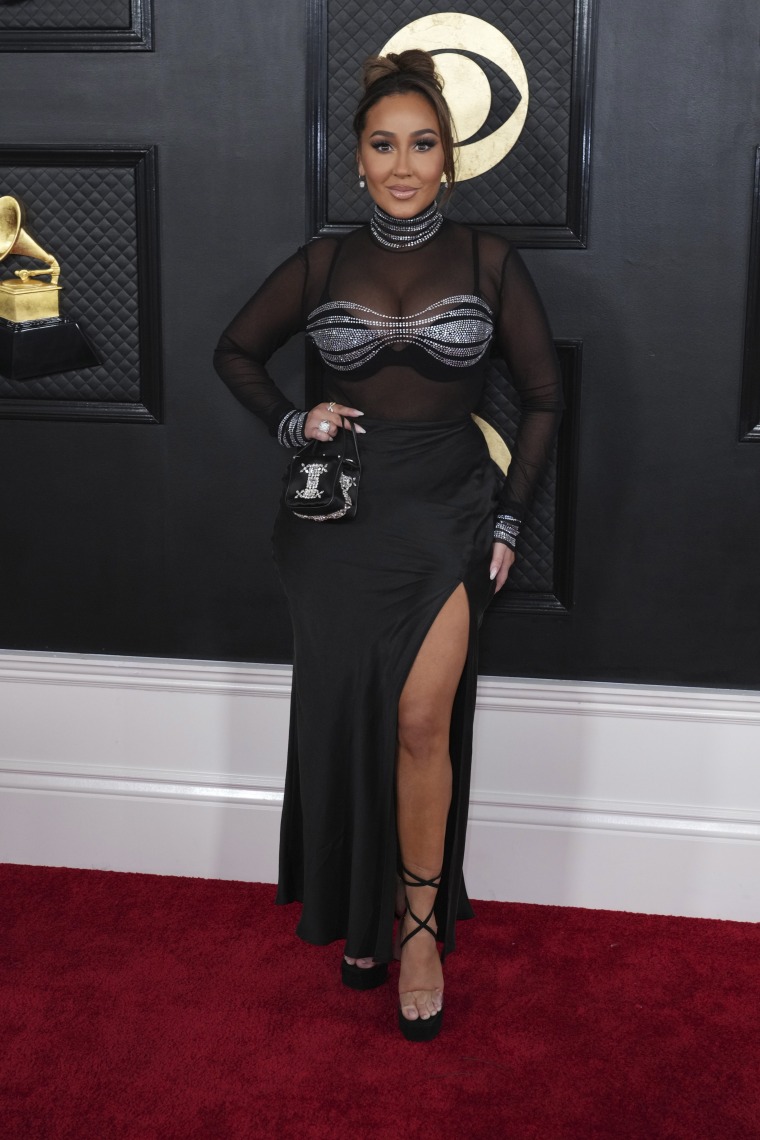 Grammys 2023: Red carpet fashion in pictures - BBC News