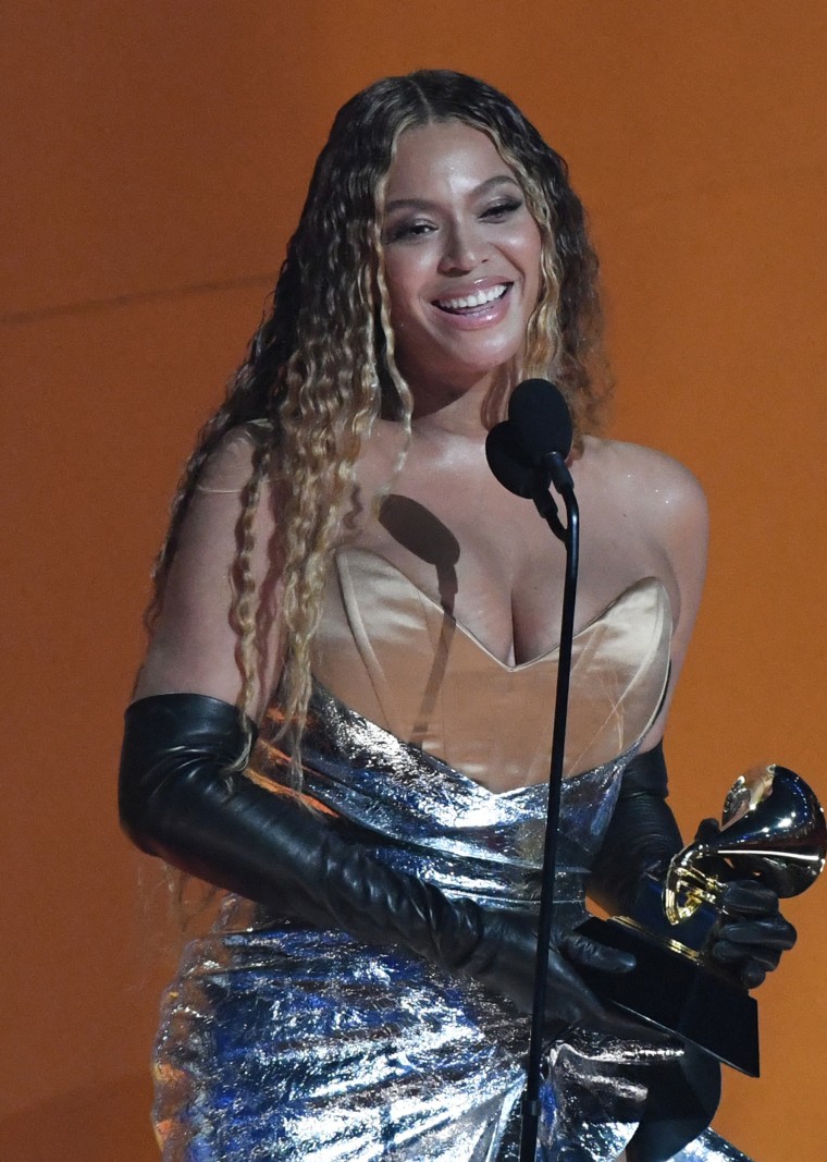 Beyoncé was emotional while accepting the award that gave her the most Grammy wins of all time.
