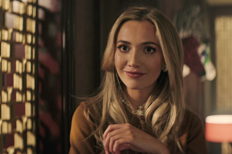 You. Tilly Keeper as Lady Phoebe in episode 404 of You. 