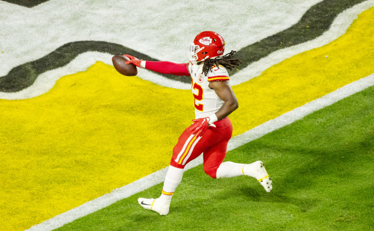 Chiefs overcome 10-point halftime deficit to defeat Eagles, capture Super  Bowl LVII