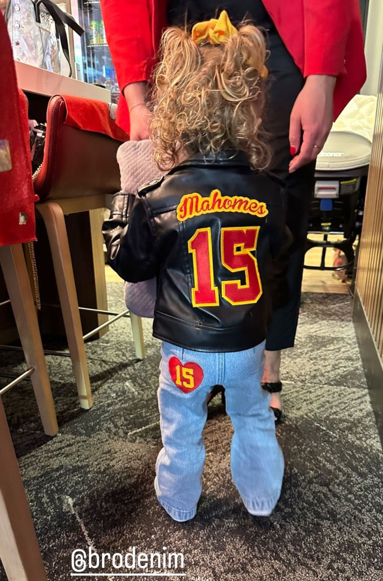 Patrick Mahomes & Daughter Sterling Celebrate Together in Adorable