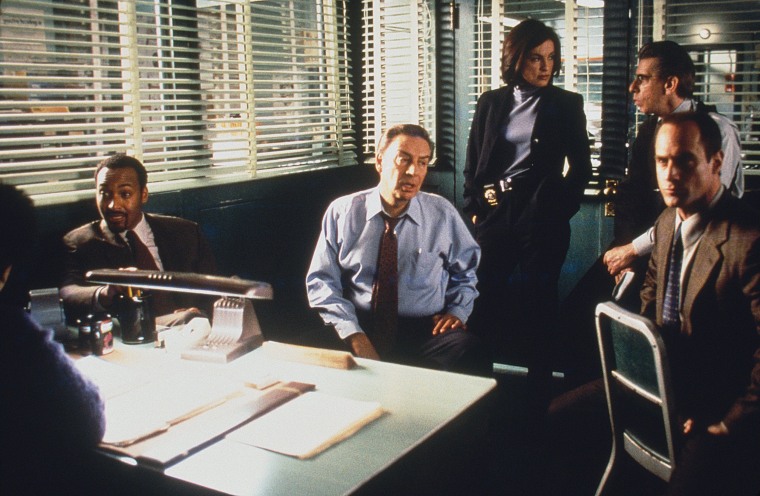 esse L. Martin as Detective Ed Green, Jerry Orbach as Detective Lennie Briscoe, Mariska Hargitay as Detective Olivia Benson, Richard Belzer as Detective John Munch, Christopher Meloni as Detective Elliot Stabler