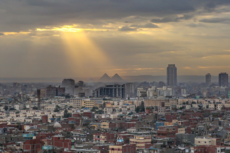 Corridor identified in Great Pyramid of Giza using cosmic rays