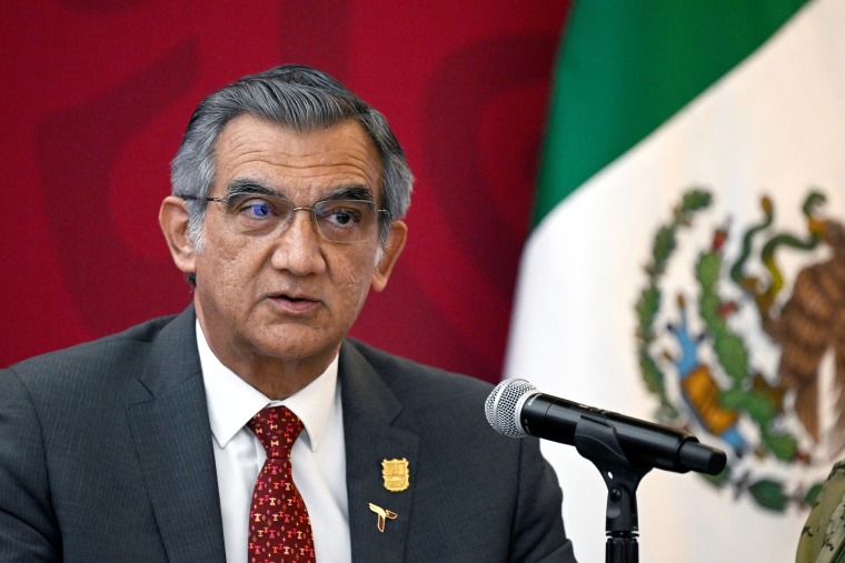 The Governor of Tamaulipas State, Americo Villarreal, speaks during a press conference on the kidnapping of four US citizens, two who have been killed, in the border city of Matamoros, State of Tamaulipas, at the Ministry of Citizen Security in Mexico City, on March 7, 2023. - Two of the four US citizens kidnapped in crime-plagued northeastern Mexico were found dead Tuesday, prompting a vow by Washington to ensure that the perpetrators are brought to justice. The two others were located alive several days after the group was snatched at gunpoint in the city of Matamoros, having apparently crossed the border for medical reasons, Mexican authorities said.