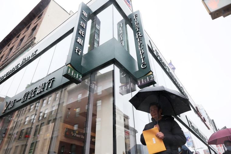 NEW YORK, NEW YORK - MARCH 13: The exterior of a First Republic Bank branch is seen on Barclay Street on March 13, 2023 in New York City. First Republic Bank shares plunged by about 60% in premarket trading after regulatorsâ€™ took actions to backstop all depositors in failed Silicon Valley Bank and Signature Bank and offer additional funding to other troubled institutions. The bank also made an announcement that it had received additional liquidity from the Federal Reserve and JP Morgan Chase.