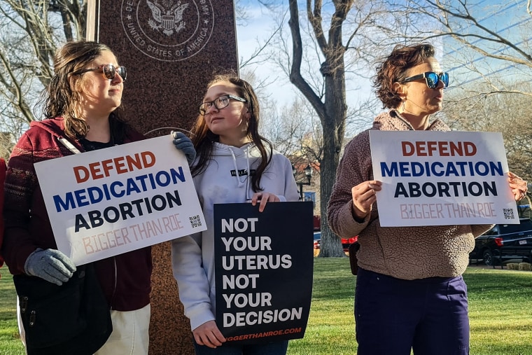 Image: Abortion rights advocates gather in front of the J Marvin Jones Federal Building and Courthouse in Amarillo, Texas, on March 15, 2023.