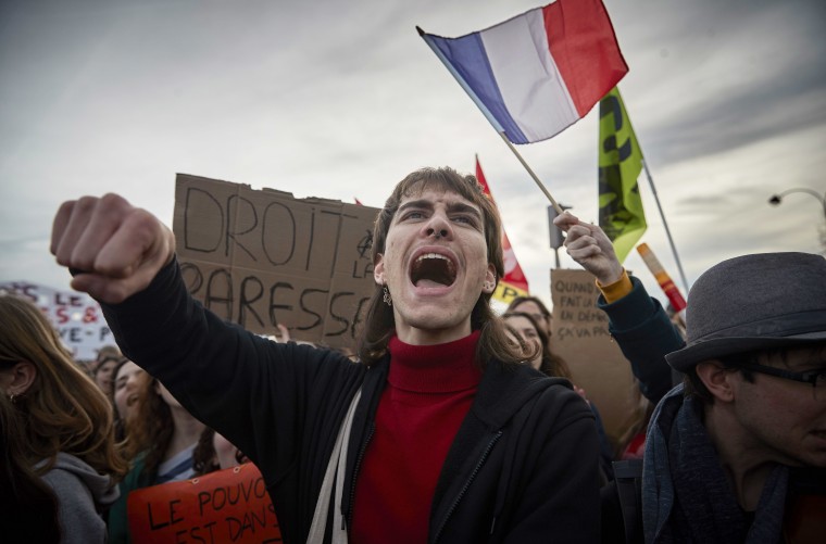 Pension Reform Plans Go To French National Assembly