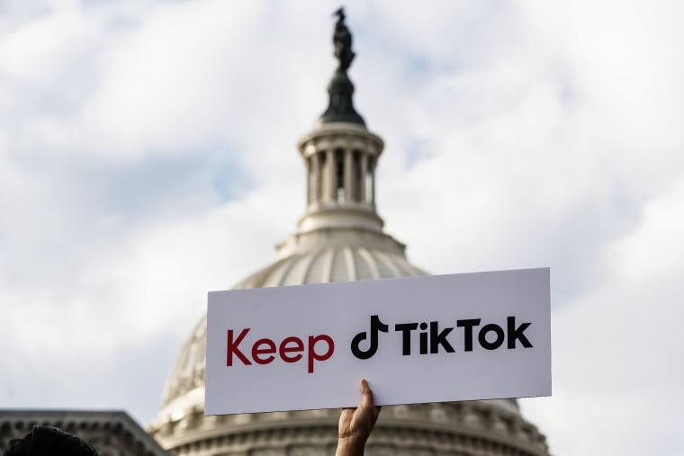I creatori di Tiktok tengono la conferenza stampa di Capitol Hill