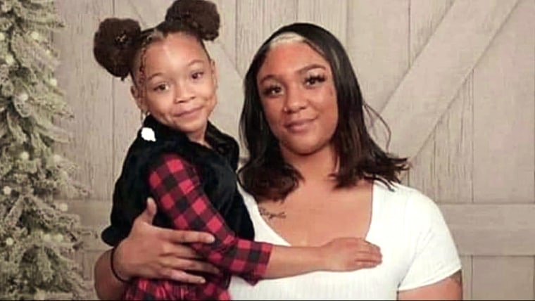 Meshay Melendez and her daughter Layla Stewart.