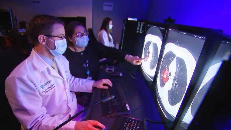 Dr. Florian Fintelmann and Dr. Lecia Sequist compare a CT scan analyzed by Sybil to a scan analyzed by radiologist.