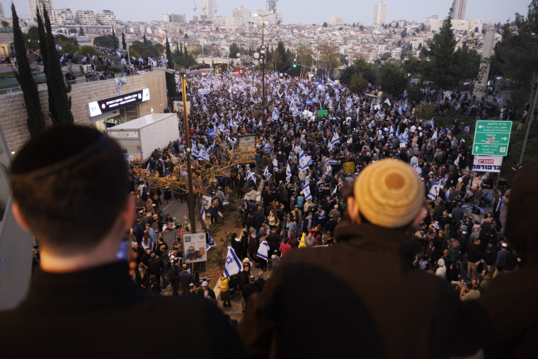 Israeli PM Netanyahu Mulls Delay to Courts Overhaul as Protests Rock Israel