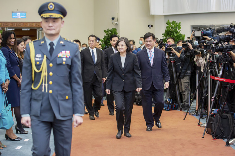  China has threatened "resolute countermeasures" over a planned meeting between Taiwanese President Tsai Ing-wen and Speaker of the United States House Speaker Kevin McCarthy during an upcoming visit in Los Angeles by the head of the self-governing island democracy. 