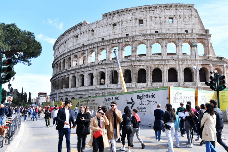 ITALY-ROME-TOURISM-CHINESE LANGUAGE SERVICES