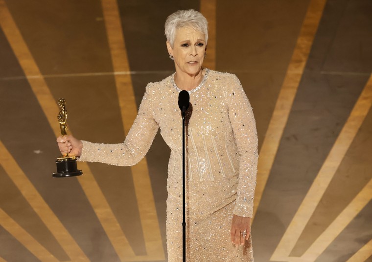 Jamie Lee Curtis accepts the Best Supporting Actress for "Everything Everywhere All at Once" during the 95th Annual Academy Awards on March 12, 2023 in Hollywood, CA. 