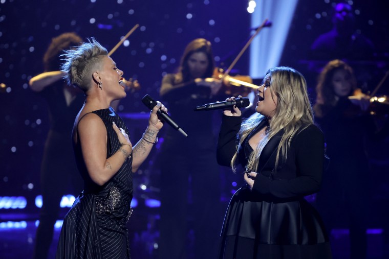 P!NK and Kelly Clarkson 