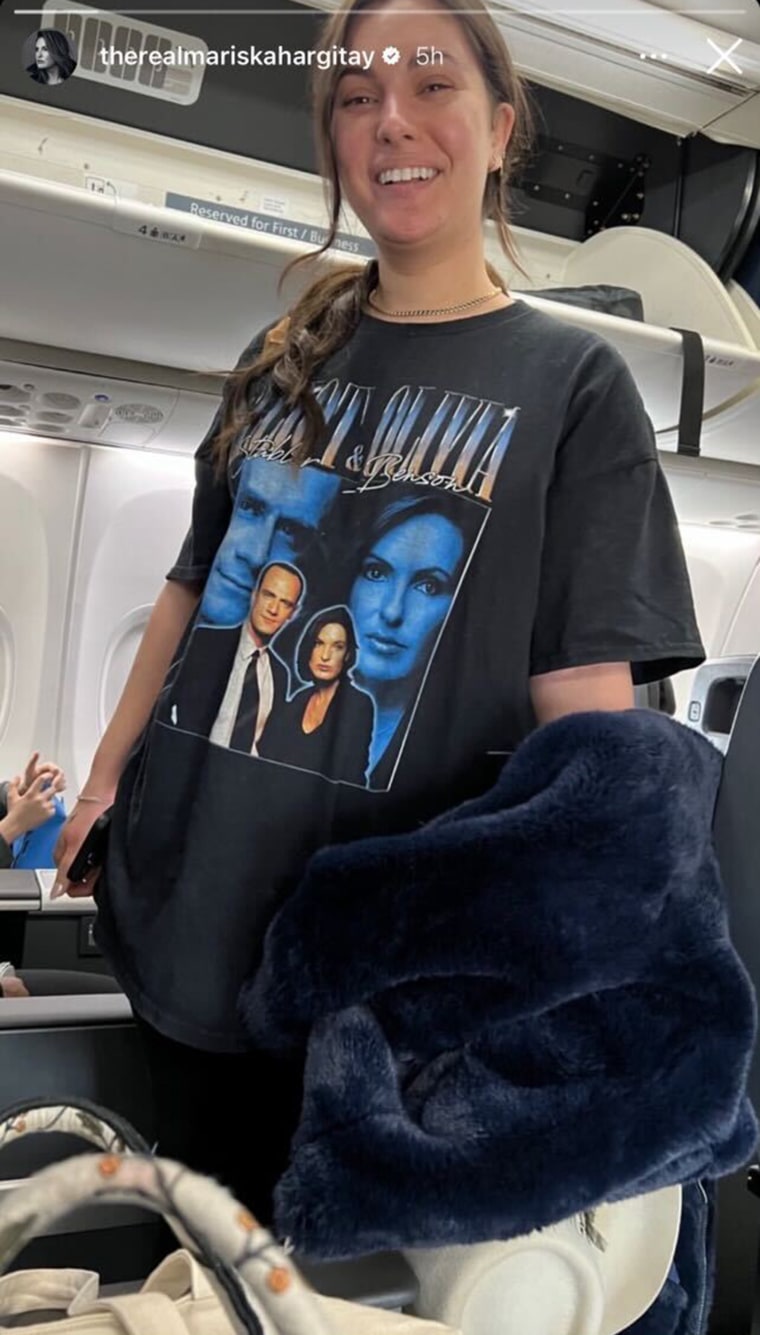 Mariska Hargitay shares photo of Taylor Colson wearing "SVU" shirt