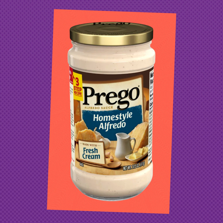 Prego Homestyle Alfredo Sauce.