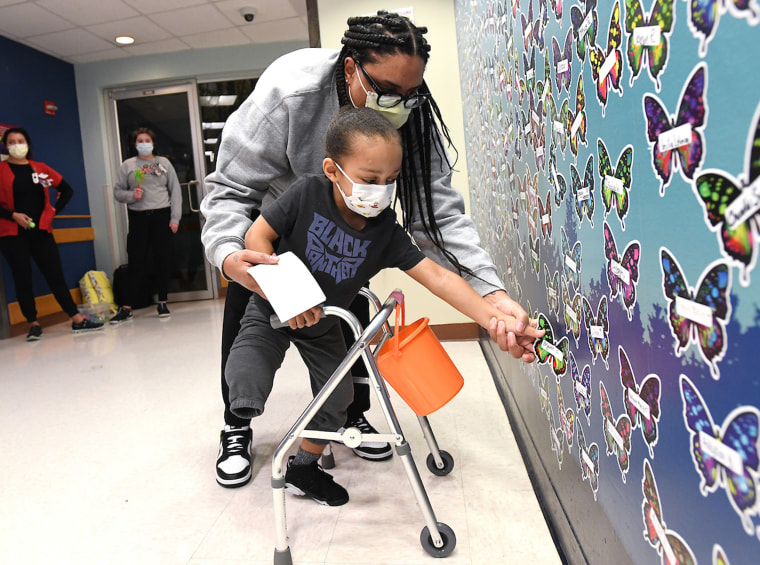 Bryson Crenshaw, Megan Crenshaw, Ben Crenshaw, Riley, bell-ringing, inpatient rehab