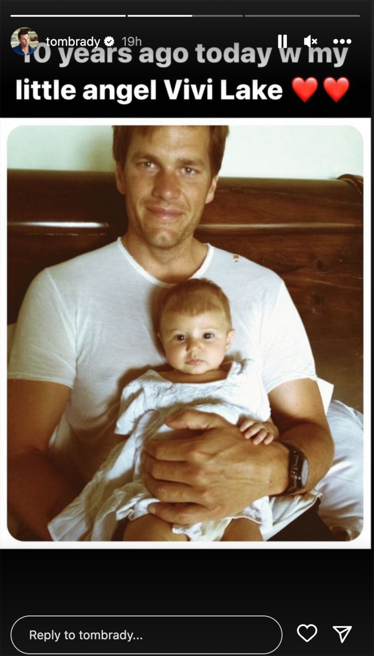 Tom Brady posted a throwback photo with his daughter, Vivian. 