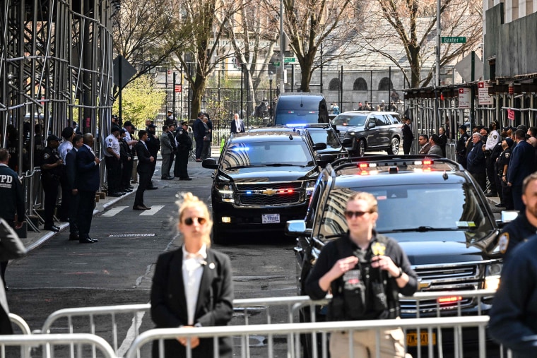 Image: The motorcade of former President Donald Trump arrives ahead of his arraignment at the Manhattan Federal Court in New York on April 4, 2023. 
