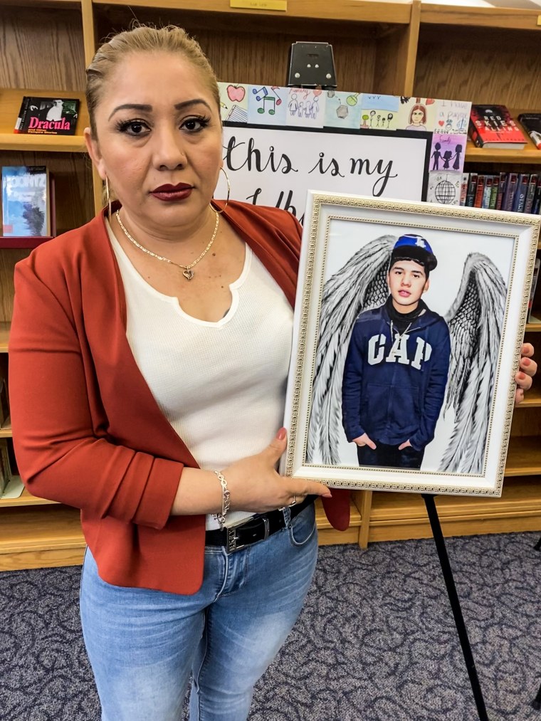 Lilia Astudillo's son, José Alberto Pérez, died of a fentanyl overdose at the age of 14.