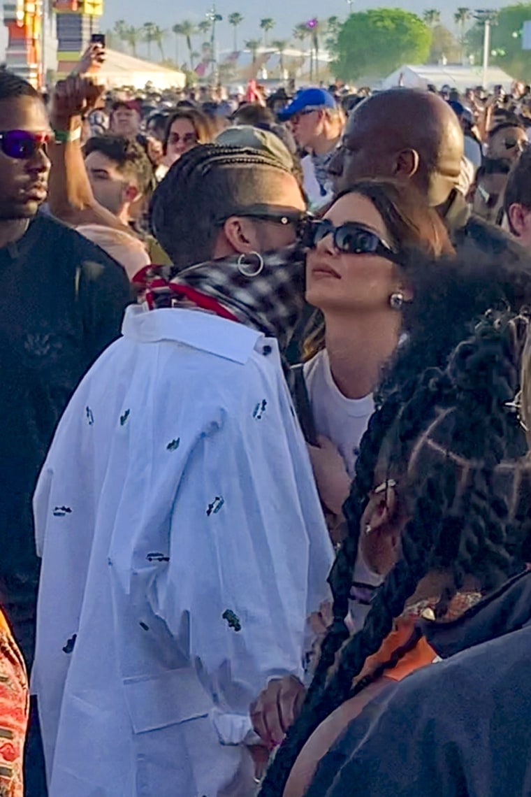 Kendall Jenner y Bad Bunny en el festival de Coachella 2023. 