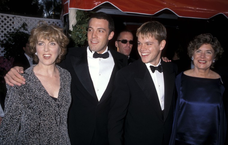 Ben Affleck and mother Chris Boldt and Matt Damon and mother Nancy Carlsson-Paige attend the 70th Annual Academy Awards on March 23, 1998 at Shrine Auditorium in Los Angeles, California. 